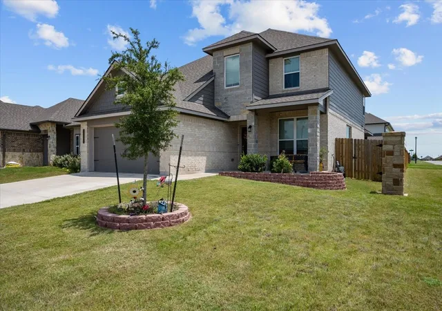 Photo 2 of Sale Pending at 3501 Beutel Rd, Lorena, TX 76655 | MLS# 21026437 | Listing updated on 2026-08-25