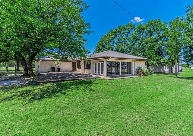 Photo 2 of Single family home for sale at 268 Vz Cr 3416, Wills Point, TX 75169 | MLS# 21029158 | Listing updated on 2026-09-01