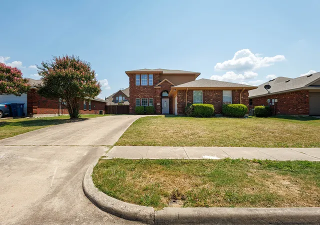 Photo 2 of Sale Pending at 7310 Northpoint Dr, Rowlett, TX 75089 | MLS# 21029759 | Listing updated on 2026-07-24