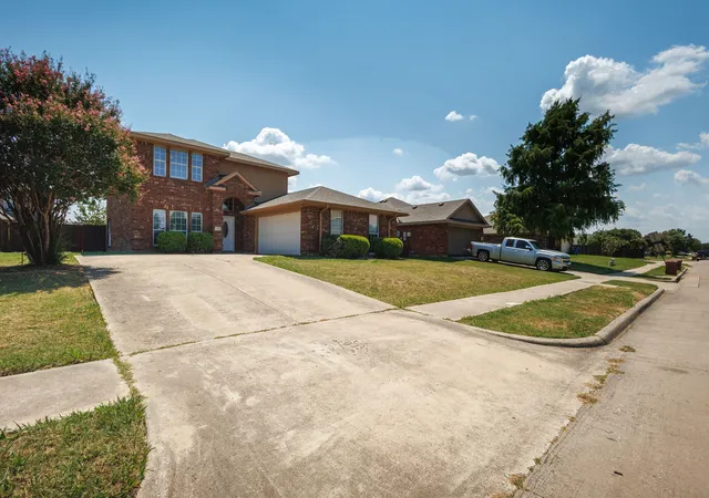 Photo 3 of Sale Pending at 7310 Northpoint Dr, Rowlett, TX 75089 | MLS# 21029759 | Listing updated on 2026-07-24