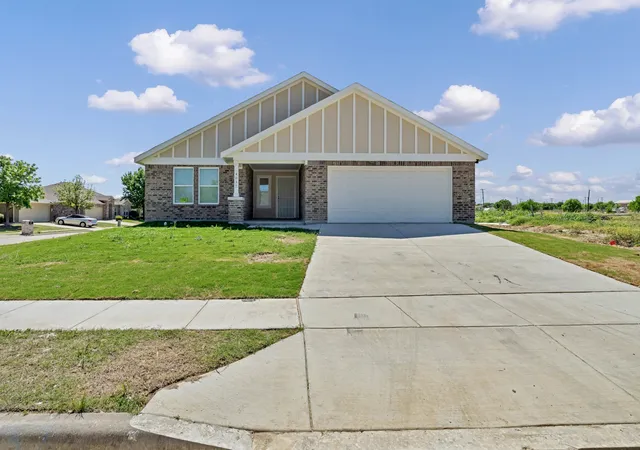 Photo 1 of Single family home for sale at 4037 Bonita Springs Dr, Fort Worth, TX 76123 | MLS# 21028500 | Listing updated on 2026-08-27