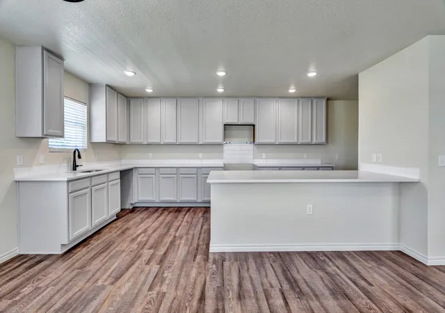 Photo 4 of Single family home for sale at 4037 Bonita Springs Dr, Fort Worth, TX 76123 | MLS# 21028500 | Listing updated on 2026-08-27