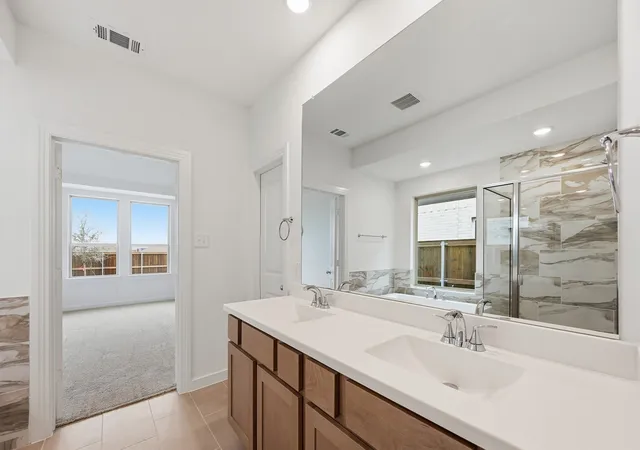 4th image of 2466 Jackson Burn Dr, Royse City, TX 75189 | MLS# 21030914