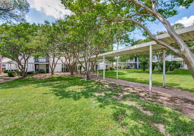 1st image of 412 Hollyhill Ln, Denton, TX 76205 | MLS# 21029878