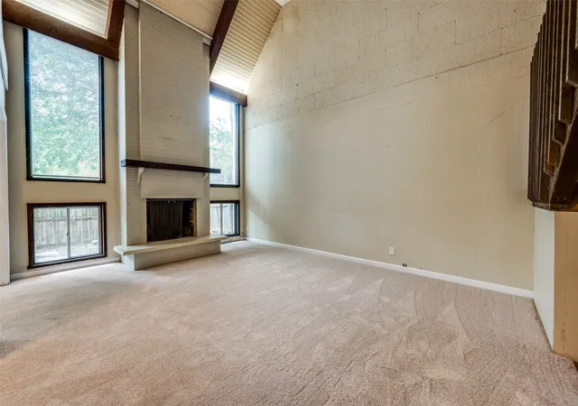 4th image of 412 Hollyhill Ln, Denton, TX 76205 | MLS# 21029878