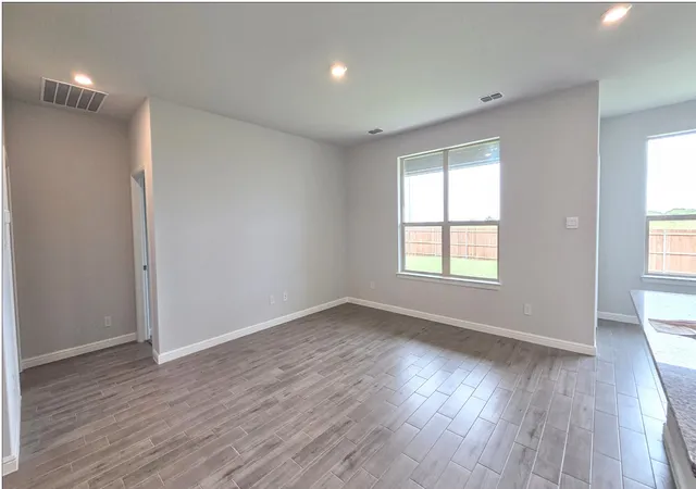 Homes for sale in Grandview, TX | 240 Kinley St, Grandview, TX 76050 | MLS# 21031453