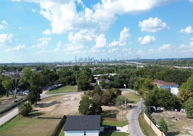 Photo 1 of Sale Pending at 3733 Kolloch Dr, Dallas, TX 75216 | MLS# 21033533 | Listing updated on 2026-08-26