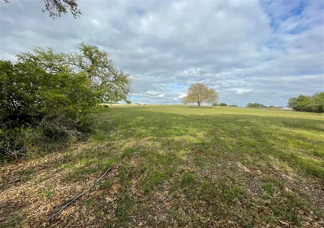 Homes for sale in Springtown, TX | 1037 Gonzollas Rd, Springtown, TX 76082 | MLS# 21033957