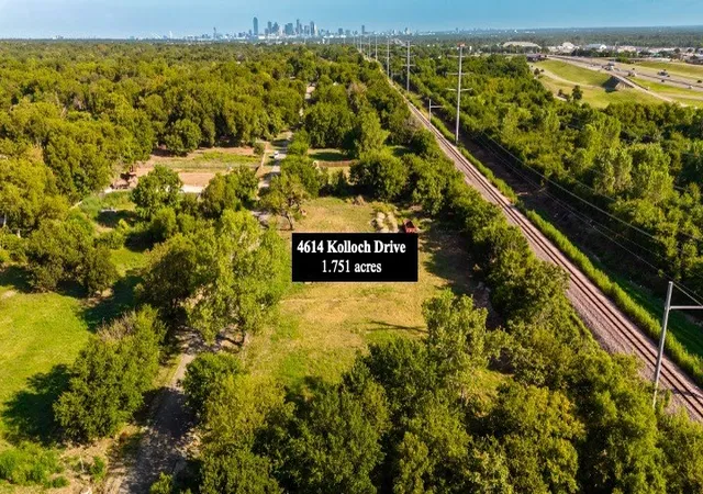 Photo 3 of Land for sale at 4614 Kolloch Dr, Dallas, TX 75216 | MLS# 21030739 | Listing updated on 2026-09-01
