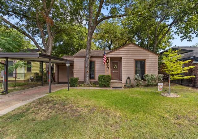 4th image of 1703 Brandon St, Dallas, TX 75208 | MLS# 21021678