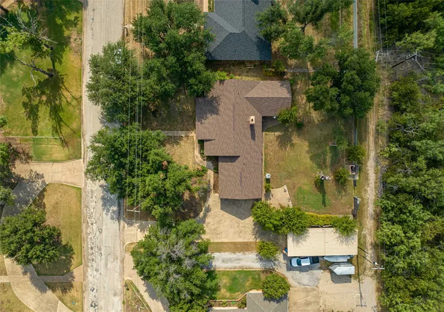Homes for sale in Breckenridge, TX | 1508 W Elliott St, Breckenridge, TX 76424 | MLS# 21031667