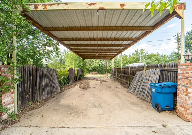 Homes for sale in Breckenridge, TX | 1508 W Elliott St, Breckenridge, TX 76424 | MLS# 21031667