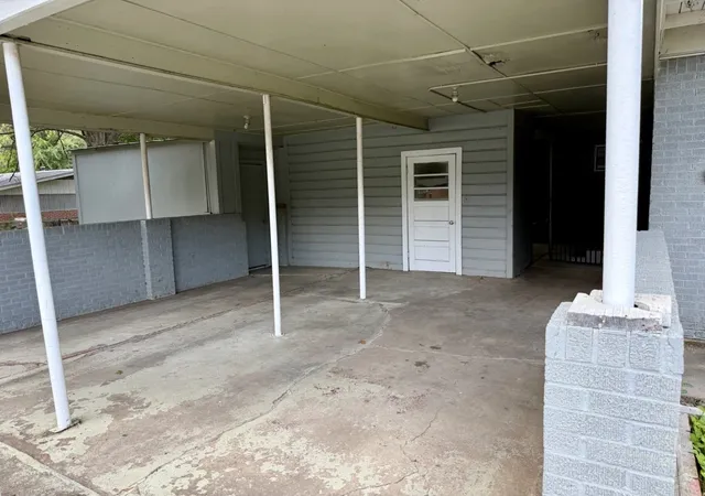 Homes for sale in Sulphur Springs, TX | 1600 Irwin Ln, Sulphur Springs, TX 75482 | MLS# 21036448