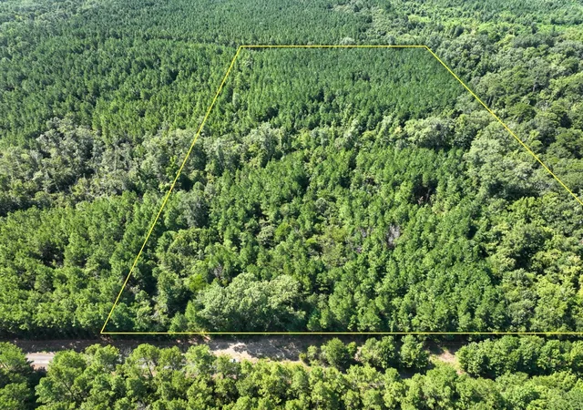 Photo 1 of Land for sale at Tbd Sam Booker Rd, Mansfield, LA 71052 | MLS# 21037923 | Listing updated on 2026-08-07