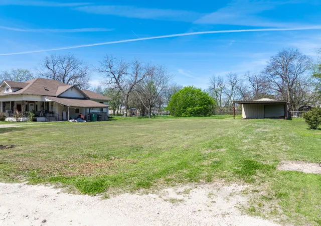 Photo 2 of Land for sale at 509 Navarro Ave, Mart, TX 76664 | MLS# 21037986 | Listing updated on 2026-08-17