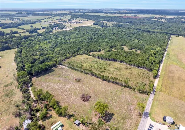 Photo 2 of Land for sale at 0000 Tx-121 & Airport Rd, Bonham, TX 75418 | MLS# 21028919 | Listing updated on 2026-08-14