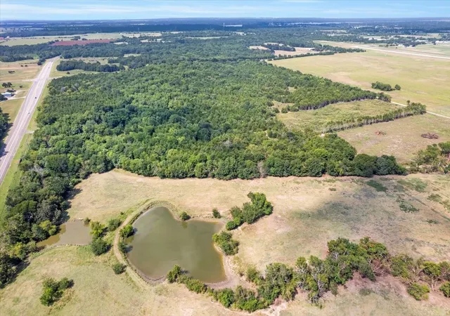Photo 4 of Land for sale at 0000 Tx-121 & Airport Rd, Bonham, TX 75418 | MLS# 21028919 | Listing updated on 2026-08-14