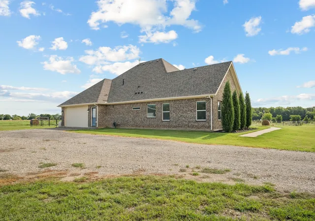 Photo 2 of Single family home for sale at 2435 Cobler Rd, Collinsville, TX 76233 | MLS# 21038479 | Listing updated on 2026-10-01