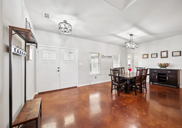 Photo 4 of Single family home for sale at 2435 Cobler Rd, Collinsville, TX 76233 | MLS# 21038479 | Listing updated on 2026-10-01