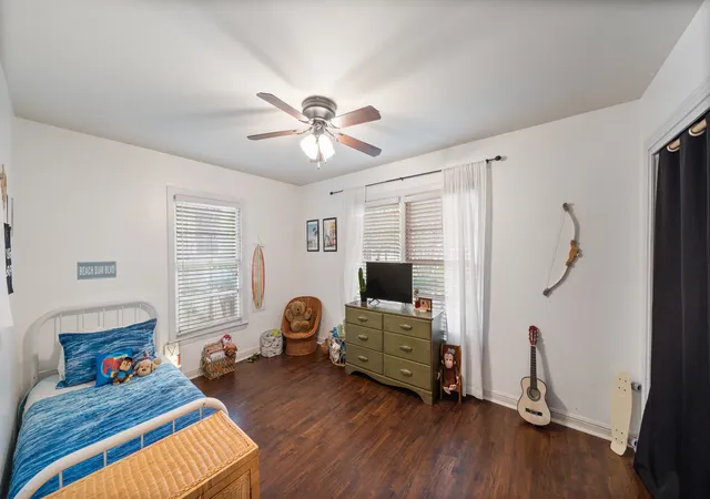Photo 1 of Single family home for sale at 518 W Kansas St, Van, TX 75790 | MLS# 21039001 | Listing updated on 2026-09-21