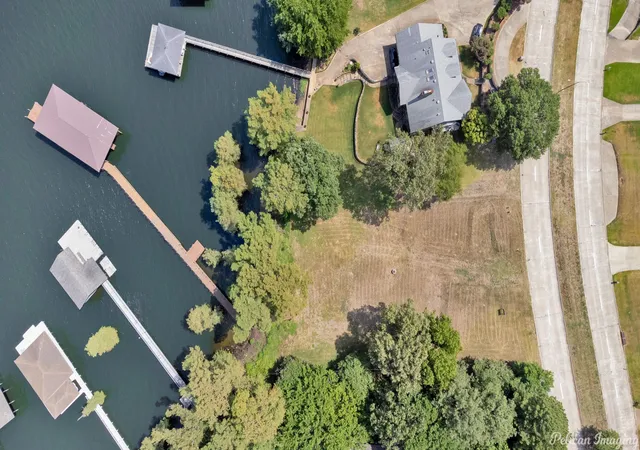 Photo 3 of Land for sale at 5617 S Lakeshore Dr, Shreveport, LA 71119 | MLS# 21039323 | Listing updated on 2026-08-17