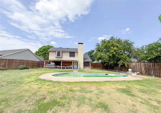 Photo 3 of Single family home for sale at 1204 Marcus Ct, Flower Mound, TX 75028 | MLS# 21039627 | Listing updated on 2026-08-24