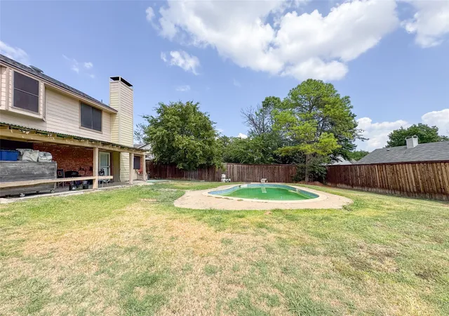 Photo 4 of Single family home for sale at 1204 Marcus Ct, Flower Mound, TX 75028 | MLS# 21039627 | Listing updated on 2026-08-24