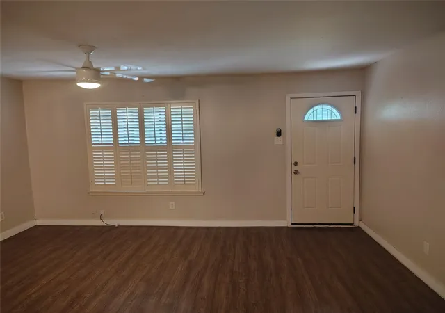 Photo 3 of Sale Pending at 13849 Leinsper Green St, Dallas, TX 75240 | MLS# 21039254 | Listing updated on 2026-09-21