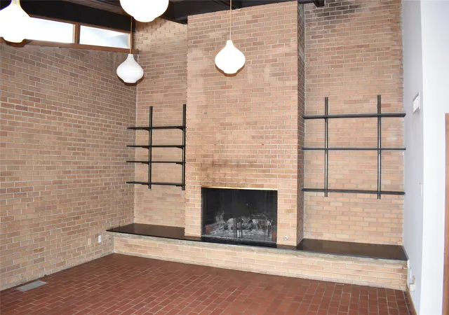 Homes for sale in University Park, TX | 3631 Northwest Pkwy, University Park, TX 75225 | MLS# 21040815