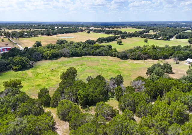 Homes for sale in Iredell, TX | 130 Private Road 2164, Iredell, TX 76649 | MLS# 21042249