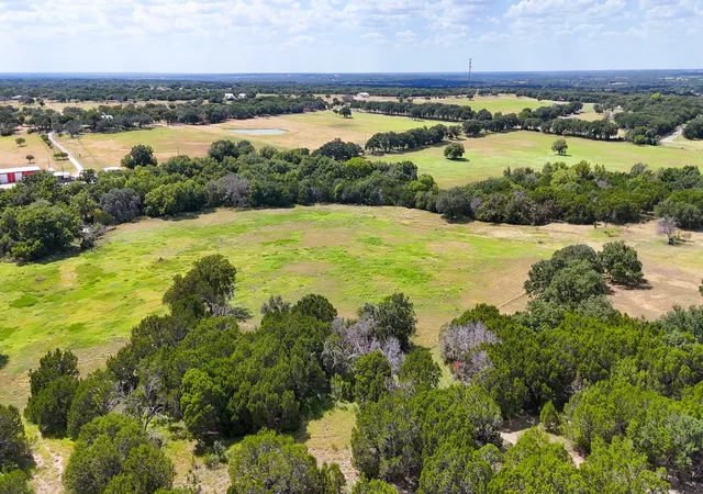 Homes for sale in Iredell, TX | 122 And 130 Private Road 2164, Iredell, TX 76649 | MLS# 21042291