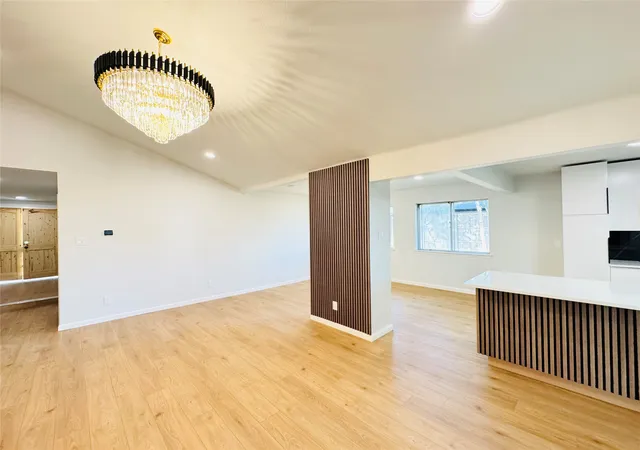 Photo 3 of Single family home for sale at 21 Grant Cir, Richardson, TX 75081 | MLS# 21043401 | Listing updated on 2026-07-22