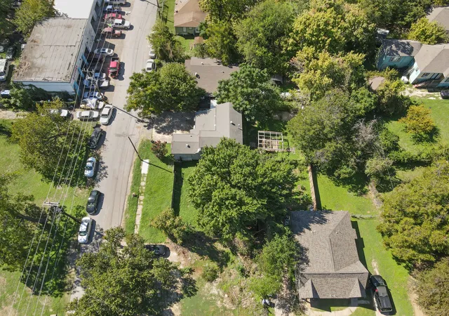 Photo 3 of Land for sale at 819 Viola St, Dallas, TX 75203 | MLS# 21043845 | Listing updated on 2026-09-05