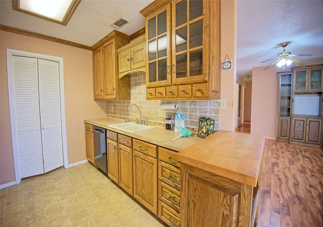Homes for sale in Nocona, TX | 1740 Oak Shores Rd, Nocona, TX 76255 | MLS# 21045006