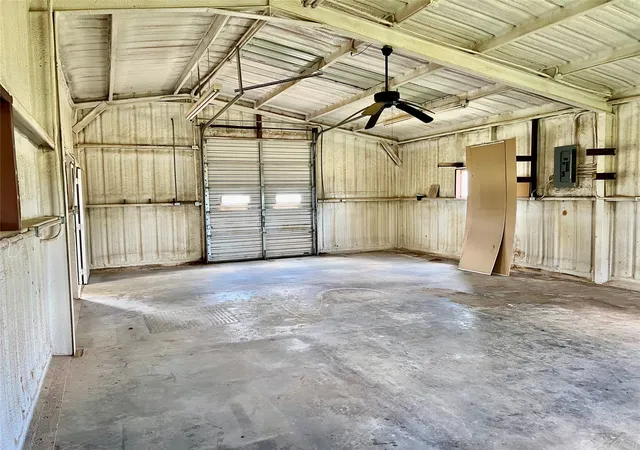 Homes for sale in Nocona, TX | 1740 Oak Shores Rd, Nocona, TX 76255 | MLS# 21045006