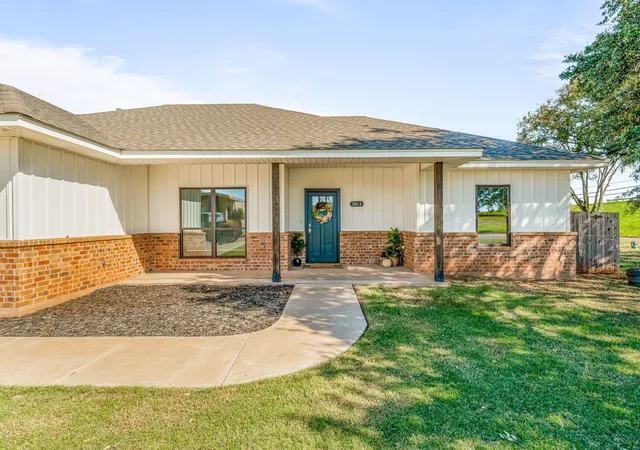 Homes for sale in Iowa Park, TX | 1501 Johnson Rd #A, Iowa Park, TX 76367 | MLS# 21045297