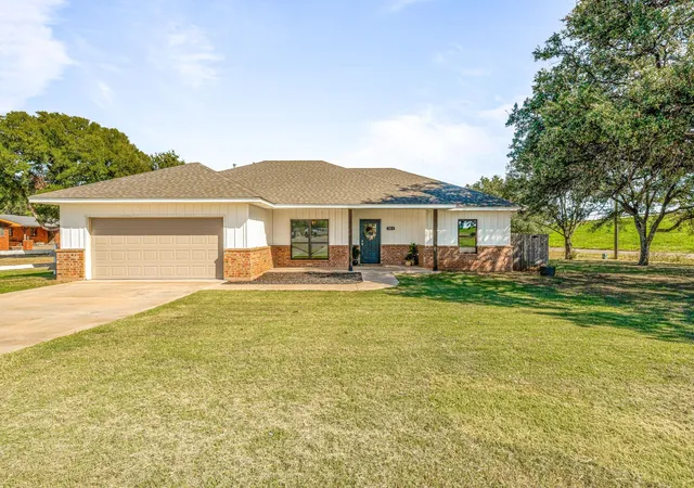 Homes for sale in Iowa Park, TX | 1501 Johnson Rd #A, Iowa Park, TX 76367 | MLS# 21045297