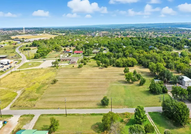 4th image of 2911 Inspiration Dr, Hudson Oaks, TX 76087 | MLS# 21045389
