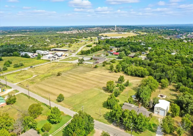 5th image of 2911 Inspiration Dr, Hudson Oaks, TX 76087 | MLS# 21045389