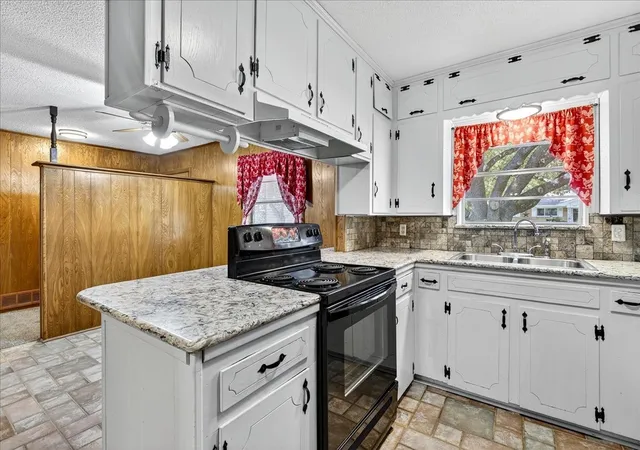 4th image of 1207 Royal Dr, Kaufman, TX 75142 | MLS# 21038350