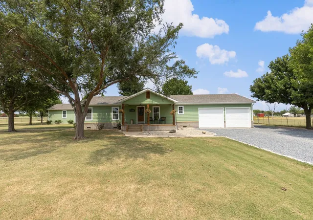 Homes for sale in Caddo Mills, TX | 4642 County Road 2706, Caddo Mills, TX 75135 | MLS# 21044220