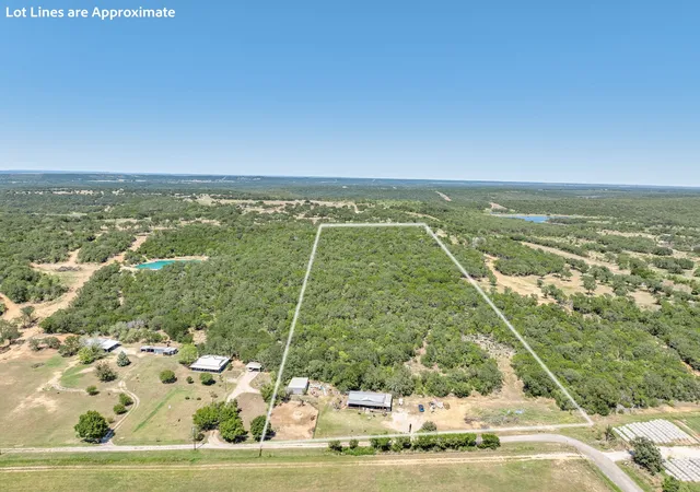 2nd image of 1024 N Keller Rd, Mineral Wells, TX 76067 | MLS# 21046867