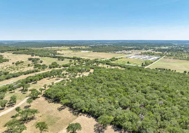 3rd image of 1024 N Keller Rd, Mineral Wells, TX 76067 | MLS# 21046867