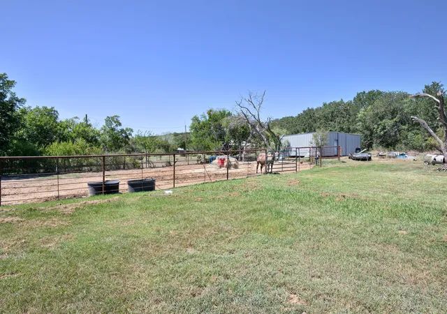 6th image of 1024 N Keller Rd, Mineral Wells, TX 76067 | MLS# 21046867