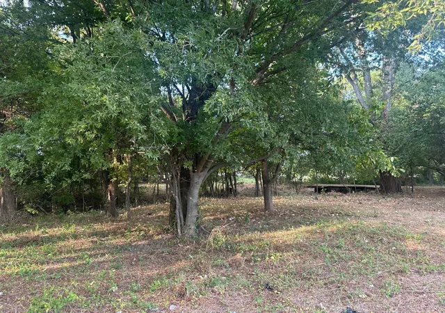 Homes for sale in Glenn Heights, TX | 331 E Bear Creek Rd, Glenn Heights, TX 75154 | MLS# 21047881