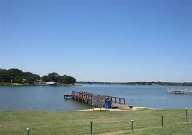 Photo 3 of Land for sale at 7305 Lakeview Dr, Bonham, TX 75418 | MLS# 21048402 | Listing updated on 2026-08-25