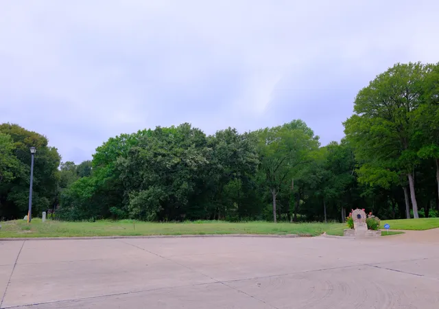 Photo 3 of Land for sale at 2414 Summer Brook Ct, Cedar Hill, TX 75104 | MLS# 21048253 | Listing updated on 2026-07-13
