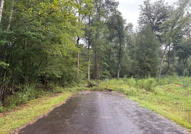 1st image of 0 Fox Skin Dr, Haughton, LA 71037 | MLS# 21050970