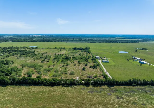 Homes for sale in Groesbeck, TX | Tract 1 Tbd Lcr 390, Groesbeck, TX 76642 | MLS# 21051721