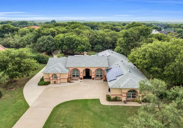 Photo 1 of Single family home for sale at 2724 Prairie Acres Cvs, Cedar Hill, TX 75104 | MLS# 21049018 | Listing updated on 2026-09-01